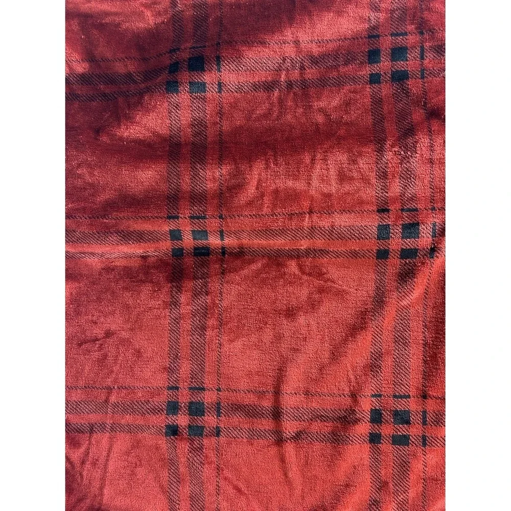 Pair of Red Plaid and Sherpa Shams 26in x 20in Winter Festive Cozy Cabin